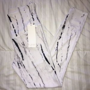 Varley Stretch Tights - Ink Parchment Pattern NWT